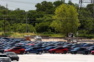 Tesla Asks Texas Customers To Avoid Peak Charging Due To Heat